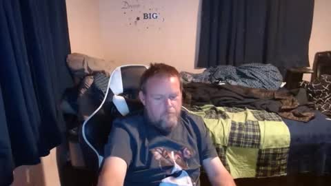 Snapshot of pecker40 chatting on December 25, 9:54 pm pecker40 online show from December 25, 9:54 pm