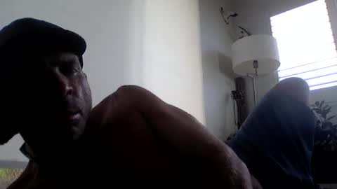 pedro________8 online show from February 3, 6:13 am