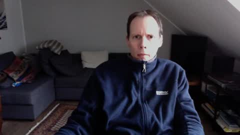 Arno online show from December 25, 1:30 pm