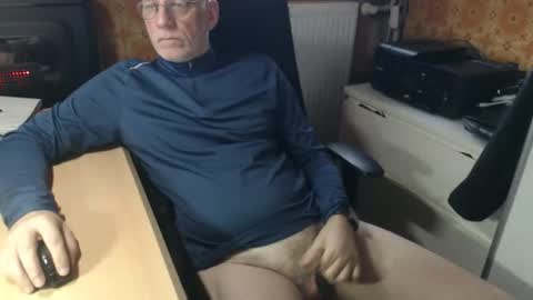 Pemue65 online show from February 11, 9:03 am