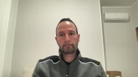 peppinslosqualo online show from February 10, 5:25 am