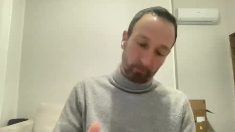 peppinslosqualo online show from January 19, 9:02 pm