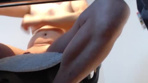 Mr Pondaro online show from January 21, 7:49 am