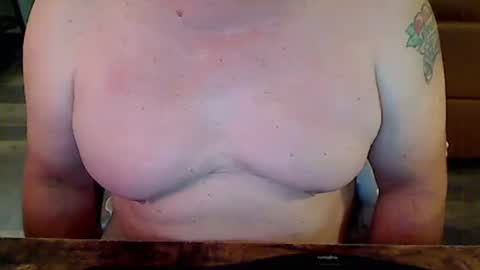 perfecto1957 online show from February 17, 2:48 pm