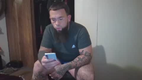 AKA perverted Step Daddy online show from November 27, 3:43 am