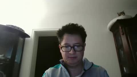 Peter online show from March 5, 9:39 pm