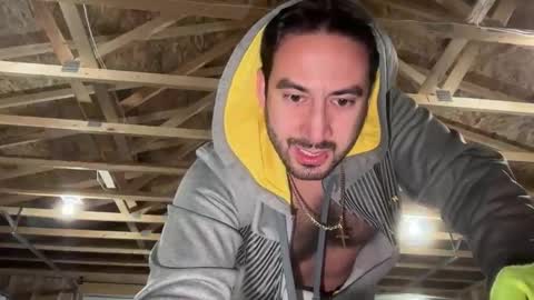 peteypete204 online show from December 19, 12:57 pm