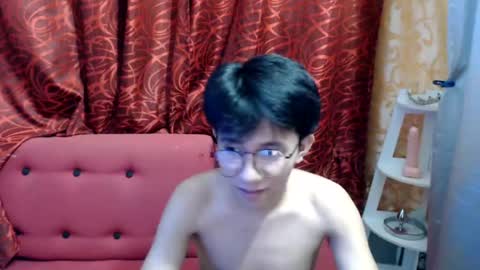 cute vir online show from July 28, 5:45 pm
