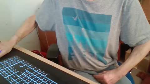 petitwilly online show from February 17, 9:41 am