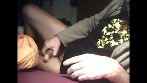 Snapshot of pets76 chatting on January 13, 2:18 am pets76 online show from January 13, 2:18 am