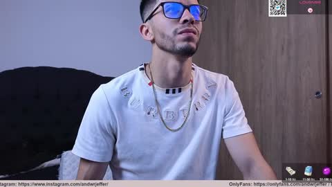 phantom_bigger1 online show from December 20, 10:43 pm