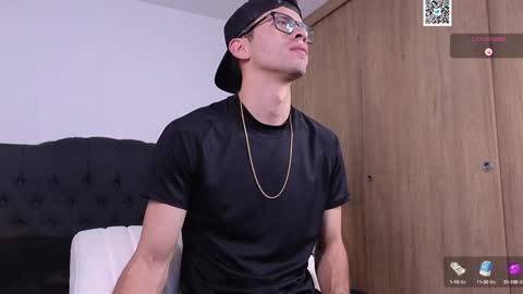 phantom_bigger1 online show from January 13, 1:28 pm