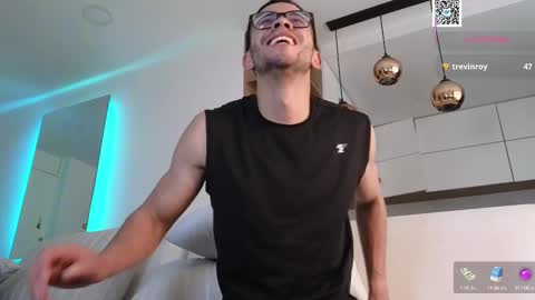 phantom_bigger1 online show from March 11, 11:55 am