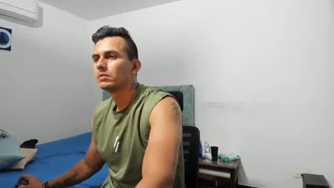 pharrell_bigcock online show from November 30, 11:51 pm