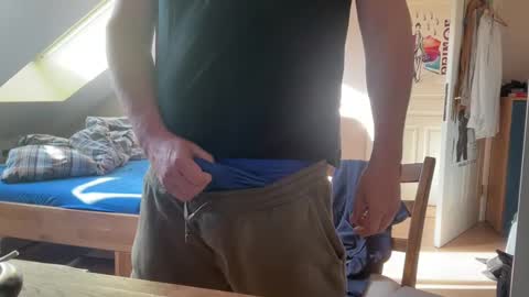 pheromone45 online show from February 10, 9:36 am