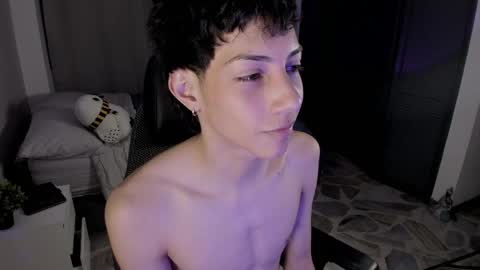 Phil.   INDEPENDENT MODEL online show from May 25, 3:02 am