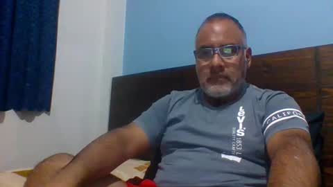 Phill online show from June 1, 4:35 am