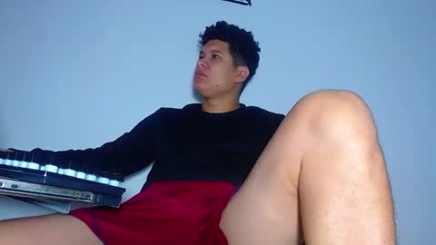 AdnierGnz online show from April 4, 3:31 pm