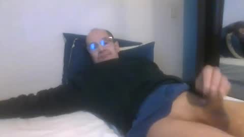 pichoun71 online show from December 21, 10:06 am