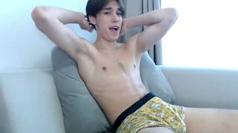 pickmerider online show from July 27, 1:34 am