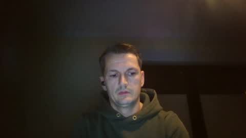 Snapshot of piercingsxxx chatting on December 5, 4:01 pm piercingsxxx online show from December 5, 4:01 pm