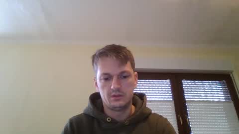 Snapshot of piercingsxxx chatting on December 7, 9:28 am piercingsxxx online show from December 7, 9:28 am