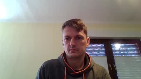 Snapshot of piercingsxxx chatting on February 27, 9:00 am piercingsxxx online show from February 27, 9:00 am