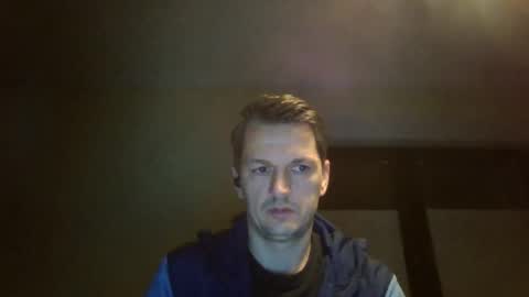 Snapshot of piercingsxxx chatting on January 11, 6:44 pm piercingsxxx online show from January 11, 6:44 pm