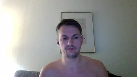 Snapshot of piercingsxxx chatting on February 17, 8:58 pm piercingsxxx online show from February 17, 8:58 pm