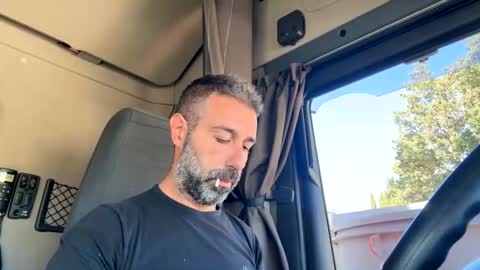 Snapshot of pierotu chatting on October 24, 9:22 am pierotu online show from October 24, 9:22 am