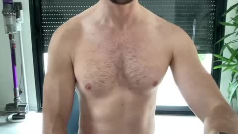 pierre81000 online show from December 19, 12:02 pm