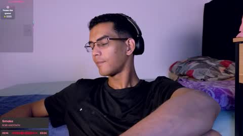 pikashuu7u7 online show from February 27, 2:56 am