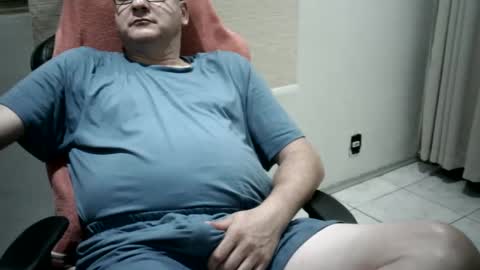 piovesanes online show from February 20, 3:56 am