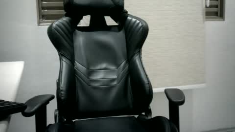 piovesanes online show from December 22, 1:55 am