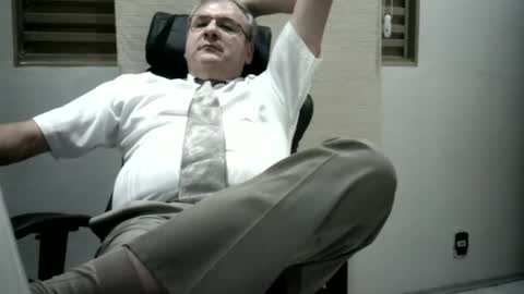 piovesanes online show from December 8, 12:29 am