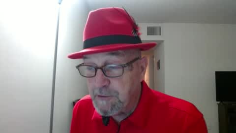 Snapshot of pipewizard chatting on February 4, 12:08 am pipewizard online show from February 4, 12:08 am