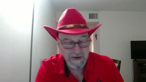 Snapshot of pipewizard chatting on March 10, 11:27 pm pipewizard online show from March 10, 11:27 pm