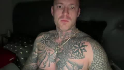 Snapshot of platinum_338 chatting on October 3, 1:16 pm platinum_338 online show from October 3, 1:16 pm