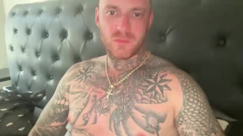 Snapshot of platinum_338 chatting on September 10, 7:56 pm platinum_338 online show from September 10, 7:56 pm