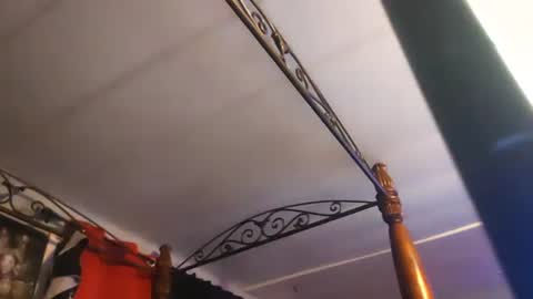 SEX ADDICTION WANNA MEET online show from January 10, 8:29 am