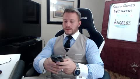 Snapshot of player2pawns chatting on January 11, 4:48 am Player online show from January 11, 4:48 am