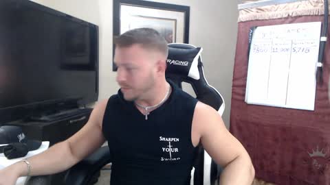 Snapshot of player2pawns chatting on December 21, 5:47 am Player online show from December 21, 5:47 am