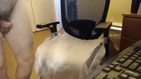 Snapshot of playfulmann chatting on October 8, 10:03 pm playfulmann online show from October 8, 10:03 pm