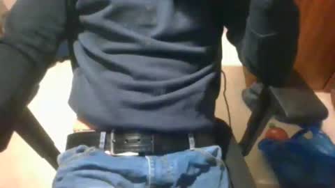 Snapshot of playitsaif11023 chatting on December 31, 9:17 pm playitsaif11023 online show from December 31, 9:17 pm