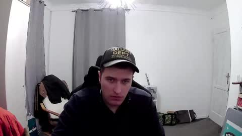 plkrisztian online show from April 9, 6:36 pm