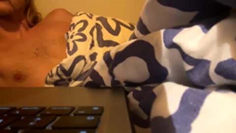 plopkoek12345 online show from March 18, 2:25 am