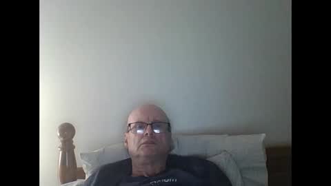 trek 11 online show from November 28, 8:44 pm