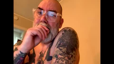 poeticdaddy online show from December 19, 7:00 pm