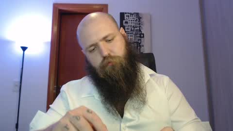 Bear online show from February 24, 6:27 am