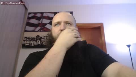 Bear online show from October 18, 4:50 am